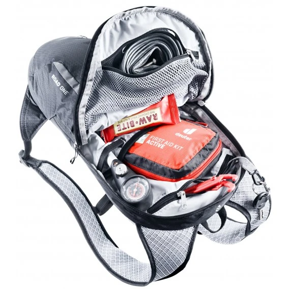 Deuter Road One Fahrradrucksack Black 4 Deuter Road One Fahrradrucksack Black – Bild 4